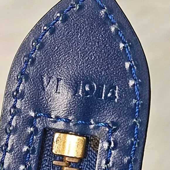 SOLD Louis Vuitton EPI PM Saint Jacques in Blue Authenticated - Picture 3 of 16